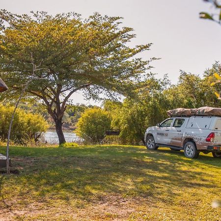 Hakusembe River Campsite 룬두 외부 사진